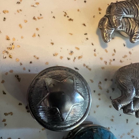 Vintage lot of button covers and collar clips - Picture 2 of 5